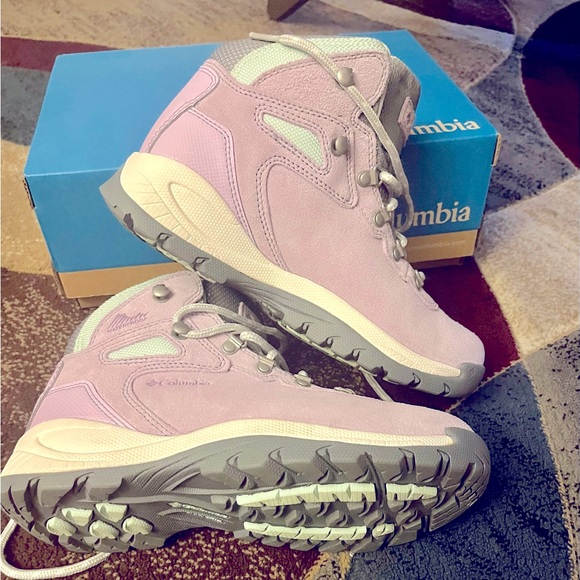 Newton Ridge Plus Waterproof Amped 💜 - Picture 3 of 4